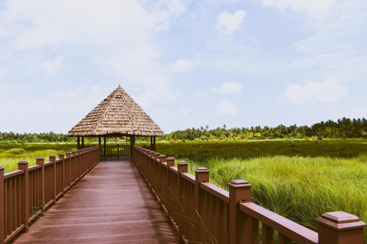 ホテル ケイリクス グランド フヴァンムラ Fuvahmulah エクステリア 写真